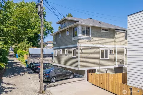 4105 Fremont Ave N #A, Seattle, WA 98103