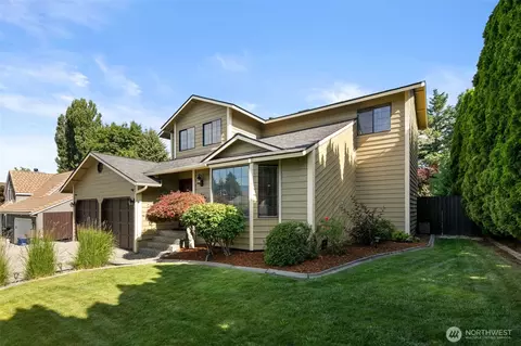 813 NE 12th St, East Wenatchee, WA 98802