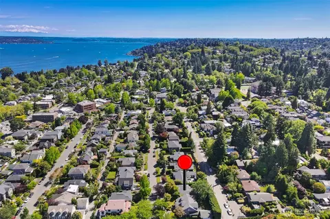 View/Area - 1871 40th Ave E, Seattle, WA 98112 photo 3 of 4