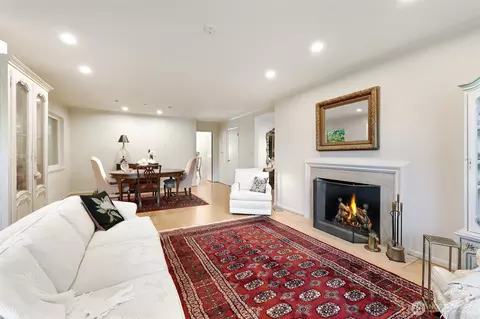 Living - 1871 40th Ave E, Seattle, WA 98112 photo 5 of 6