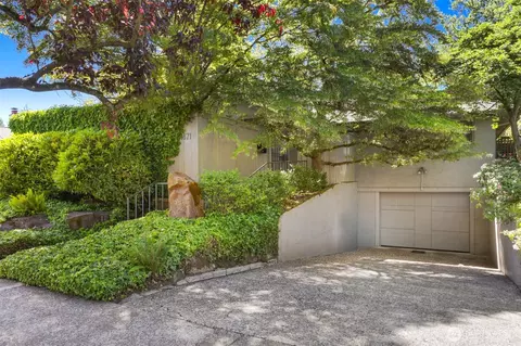1871 40th Ave E, Seattle, WA 98112