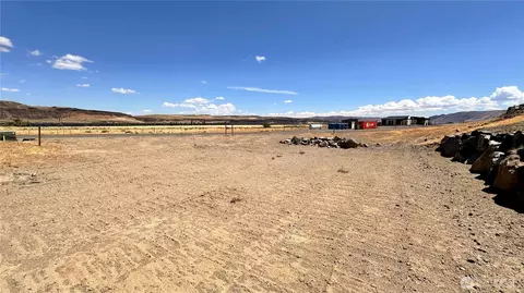 240 Vantage Bay Loop, Vantage, WA 98950 photo 8