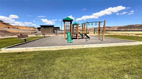 240 Vantage Bay Loop, Vantage, WA 98950 photo 22