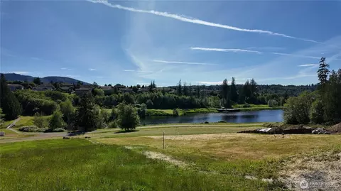 24094 Bass Pro Pl, Big Lake, WA 98274