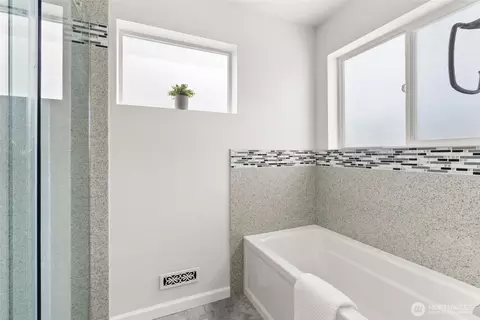Bath - 2310 193rd St E, Spanaway, WA 98387 photo 3 of 5