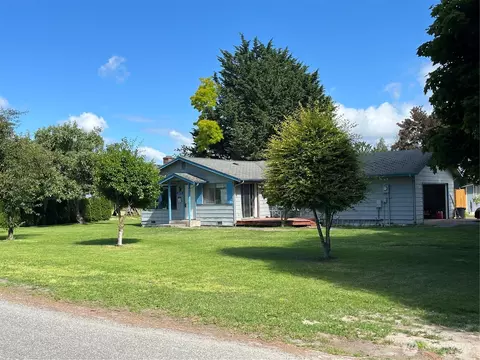 20291 Aliston Ln, Burlington, WA 98233