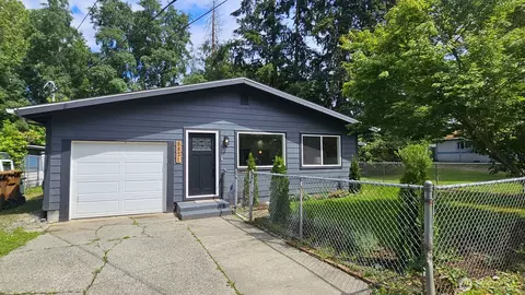8821 S D St, Tacoma, WA 98444