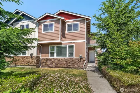 2142 S 263rd St, Des Moines, WA 98198