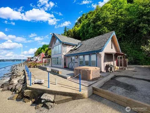 14 H South Beach Dr, Hat Island, WA 98201