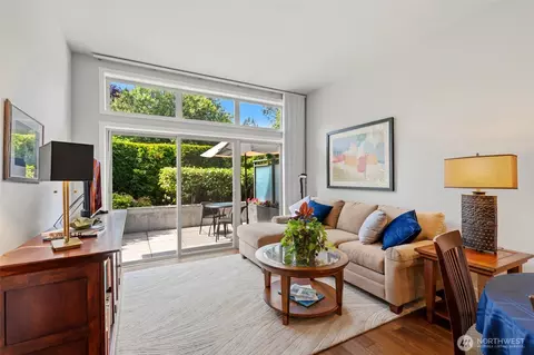 50 Pine St #424, Edmonds, WA 98020