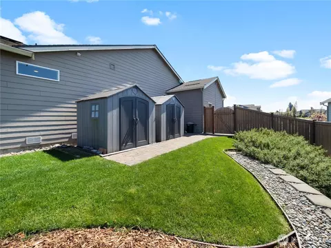 Exterior - 3373 Fisk Ave, Enumclaw, WA 98022 photo 7 of 9