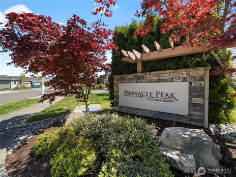 View/Area - 3373 Fisk Ave, Enumclaw, WA 98022 photo 3 of 3