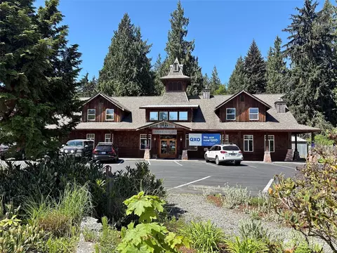 1794 Main St, Freeland, WA 98249
