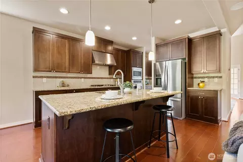 Kitchen - 22313 38th Ave SE, Bothell, WA 98021 photo 1 of 3