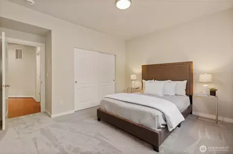 Bedroom - 22313 38th Ave SE, Bothell, WA 98021 photo 2 of 8