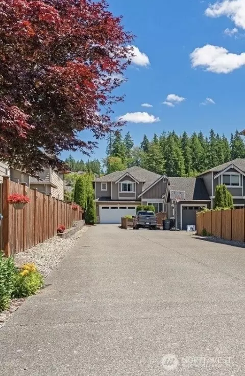 Exterior - 22313 38th Ave SE, Bothell, WA 98021 photo 6 of 6