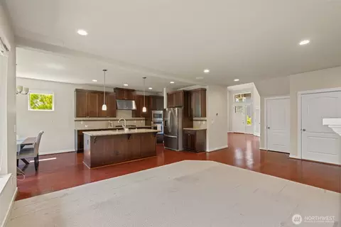 Living - 22313 38th Ave SE, Bothell, WA 98021 photo 4 of 6