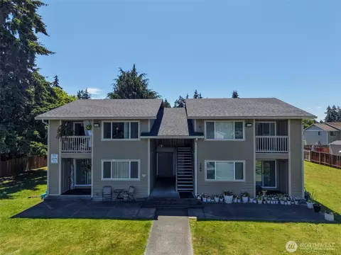 122 169th St E, Spanaway, WA 98387