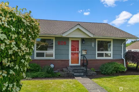 926 6th Ave SW, Puyallup, WA 98371