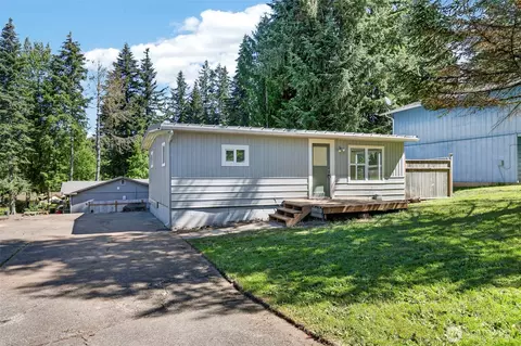 101 Gatewood Dr, Kelso, WA 98626