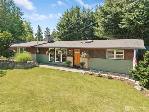 Exterior - 10157 NE 200th St, Bothell, WA 98011 photo 1 of 11