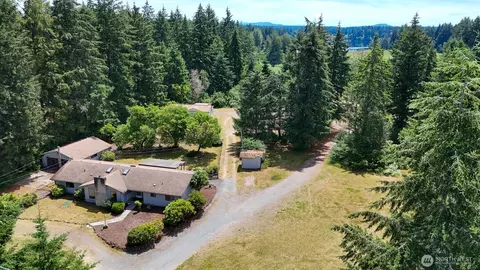 7825 Mullen Rd SE, Lacey, WA 98503