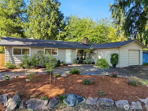 7825 189th Pl SW, Edmonds, WA 98026