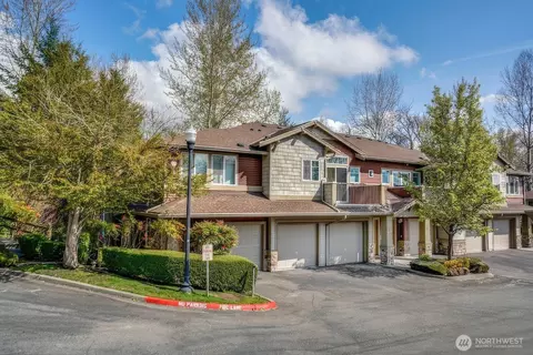 21507 42nd Ave S #E2, Seatac, WA 98198