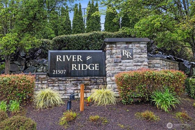 21507 42nd Ave S #E2, Seatac, WA 98198