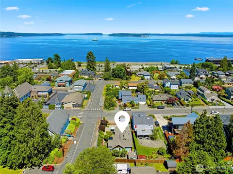 308 Loveland Ave, Mukilteo, WA 98275