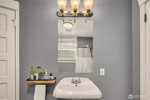 Bath - 325 23rd Ave E, Seattle, WA 98112 photo 1 of 5