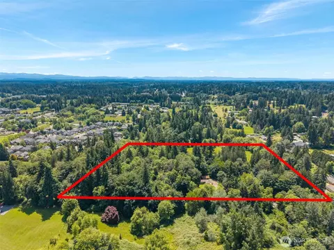 2703 25th St SW, Puyallup, WA 98373