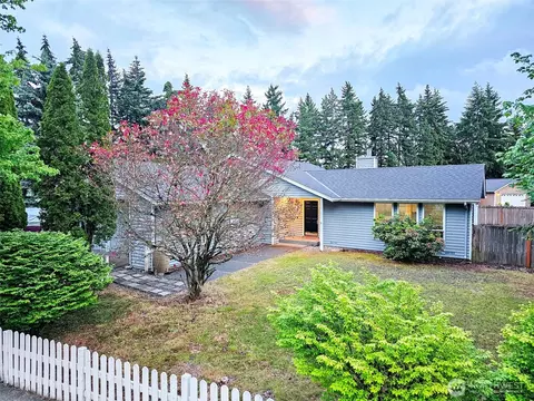 9802 117th Pl NE, Kirkland, WA 98033
