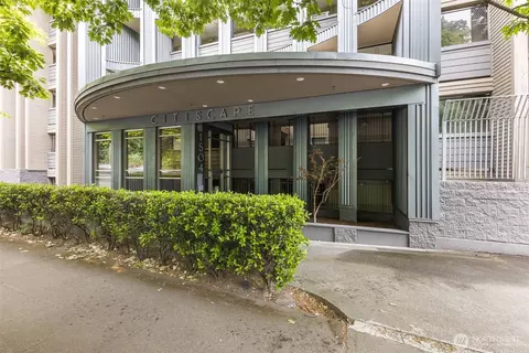 1504 Aurora Ave N #110, Seattle, WA 98109