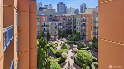 2414 1st Ave #702, Seattle, WA 98121