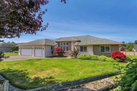 28410 84th Dr NW, Stanwood, WA 98292