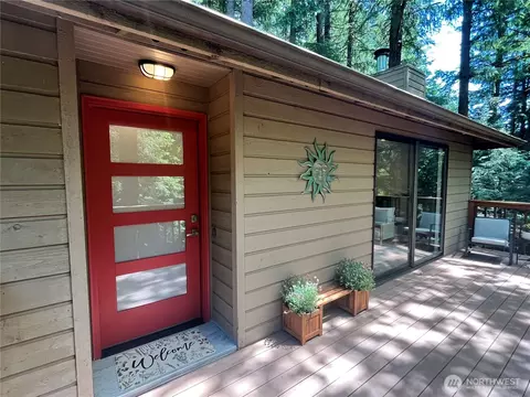 17 Basin View Cir, Bellingham, WA 98229