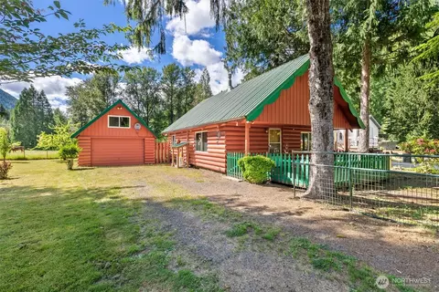 171 Tilton Dr, Morton, WA 98356