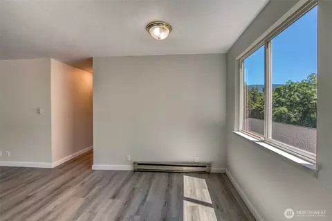 Living - 178 Lovers Ln #A206, Eastsound, WA 98245 photo 4 of 5