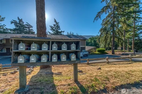 View/Area - 178 Lovers Ln #A206, Eastsound, WA 98245 photo 3 of 5