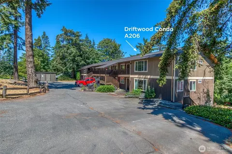 178 Lovers Ln #A206, Eastsound, WA 98245