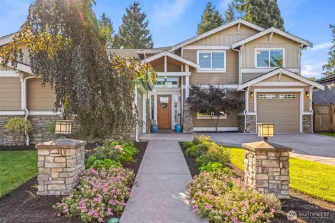 627 SW 185th St, Normandy Park, WA 98166