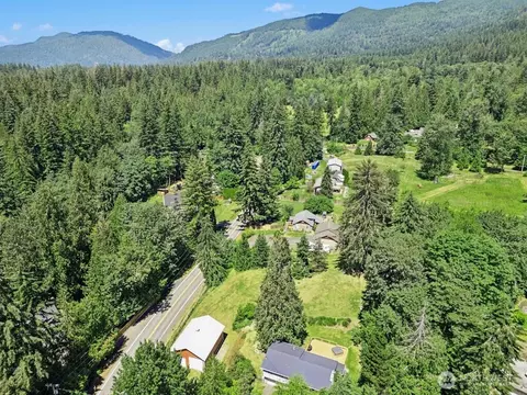 26910 SE 154th Pl, Issaquah, WA 98027