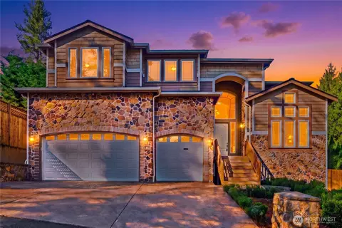 18638 92nd Ave NE, Bothell, WA 98011