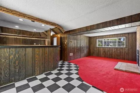 Living - 14906 110th Ave NE, Bothell, WA 98011 photo 6 of 6