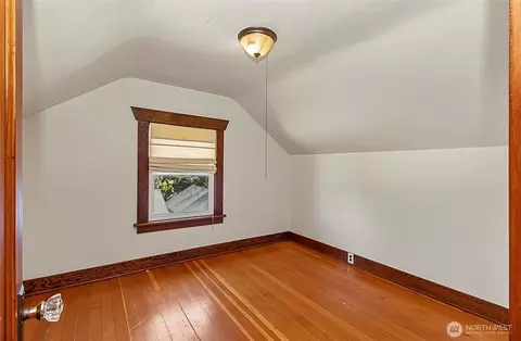 Bedroom - 2605 21st St, Everett, WA 98201 photo 4 of 6