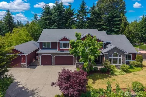 810 195th Ave E, Lake Tapps, WA 98391