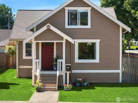 251 Meadow Ave N, Renton, WA 98057