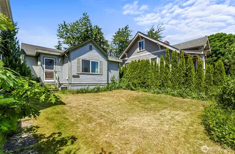 Exterior - 2512 Cedar St, Everett, WA 98201 photo 9 of 9