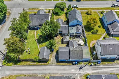 View/Area - 2512 Cedar St, Everett, WA 98201 photo 2 of 10